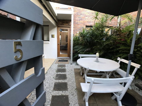 Treetops Everglades Villa - Accommodation Gladstone 15