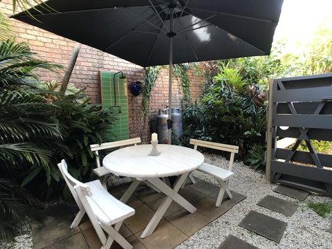 Treetops Everglades Villa - Accommodation Gladstone 17