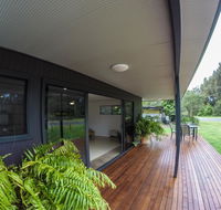 Rocketz at Berrara Beach - Accommodation Gladstone