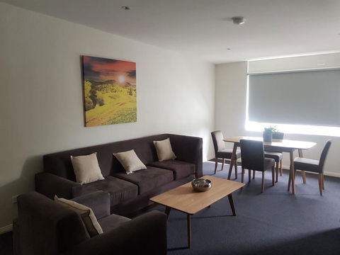 Carlton Suites - Accommodation Gladstone 32
