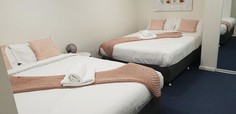 Carlton Suites - Accommodation Gladstone 12