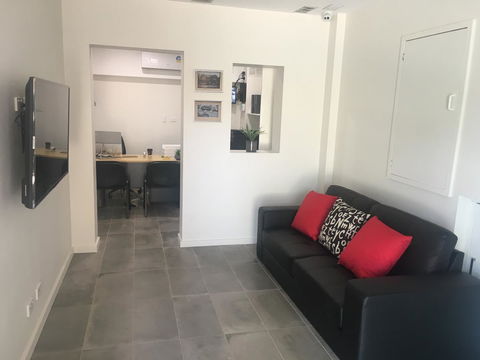 Carlton Suites - Accommodation Gladstone 30