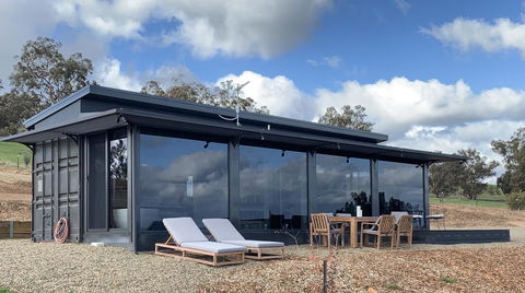 Belisi Farmstay Cottage - Accommodation Gladstone 0