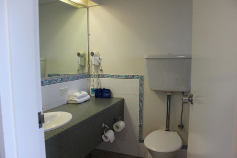 Hume Inn Motel Albury CBD - Accommodation Gladstone 7