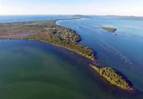 Lakeview Cottage - Accommodation Gladstone 11