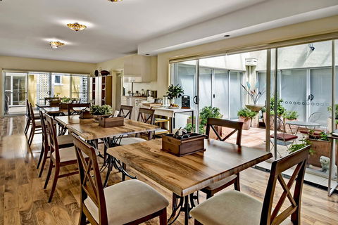 Bundanoon Lodge - Accommodation Gladstone 30