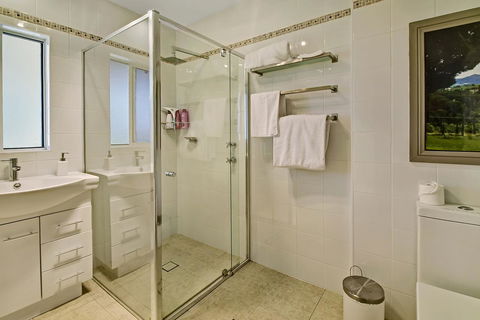 Bundanoon Lodge - Accommodation Gladstone 40