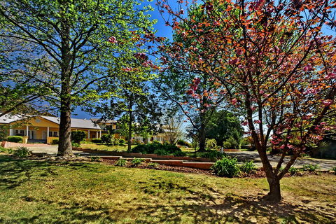 Bundanoon Lodge - Accommodation Gladstone 16