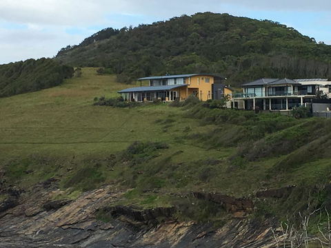 OceanScape Luxury Beachfront Villas - Accommodation Gladstone 11