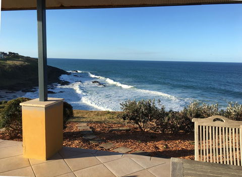 OceanScape Luxury Beachfront Villas - Accommodation Gladstone 0