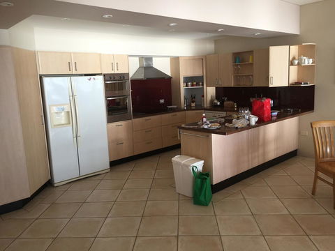 OceanScape Luxury Beachfront Villas - Accommodation Gladstone 9