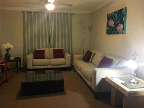 Sydney Amazing Holiday Home Bridal BnB - Accommodation Gladstone 14