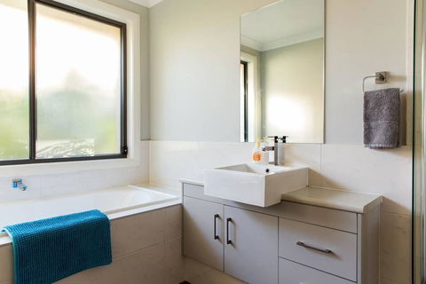 Sydney Amazing Holiday Home Bridal BnB - Accommodation Gladstone 9