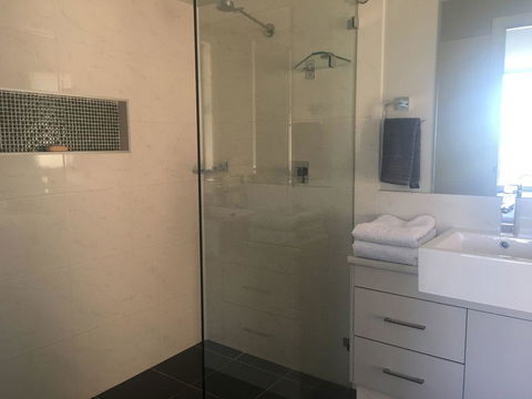 Sydney Amazing Holiday Home Bridal BnB - Accommodation Gladstone 12