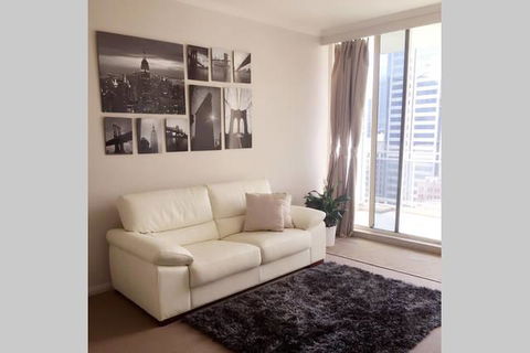 Kent CBD Apartment - Accommodation Gladstone 5