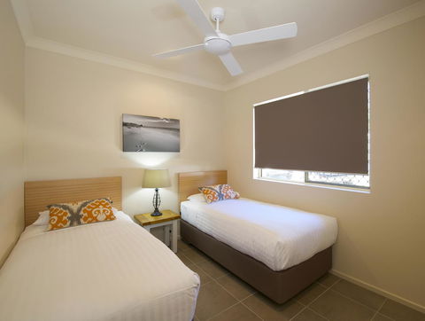 Marty's @ Little Beach - Accommodation Gladstone 15