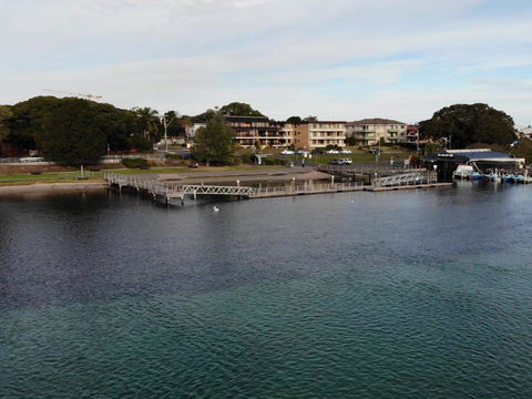 Aquarius 9 - Accommodation Gladstone 2