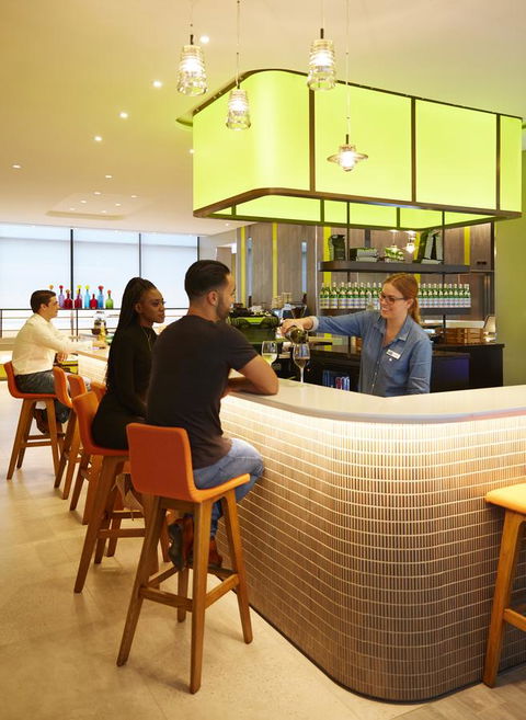 Holiday Inn Express Sydney Macquarie Park, An IHG Hotel - Accommodation Gladstone 6