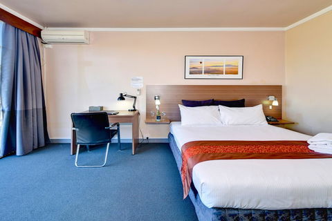 The Select Inn Ryde - Accommodation Gladstone 28