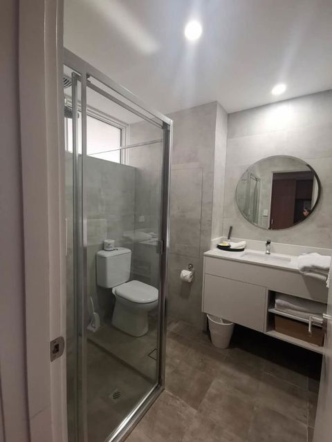 The Select Inn Ryde - Accommodation Gladstone 3