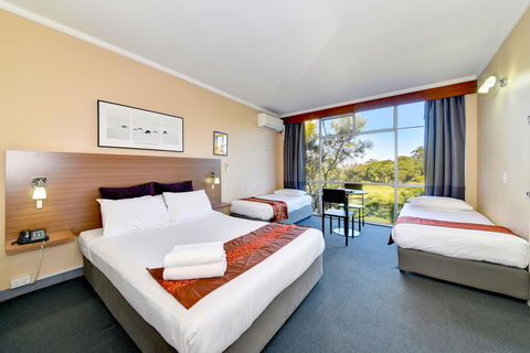 The Select Inn Ryde - Accommodation Gladstone 29