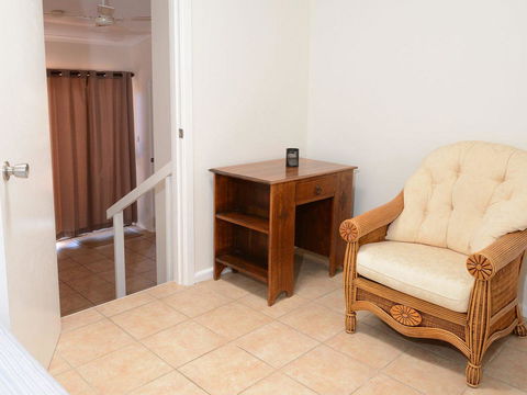 2 Cliff Road - Accommodation Gladstone 10