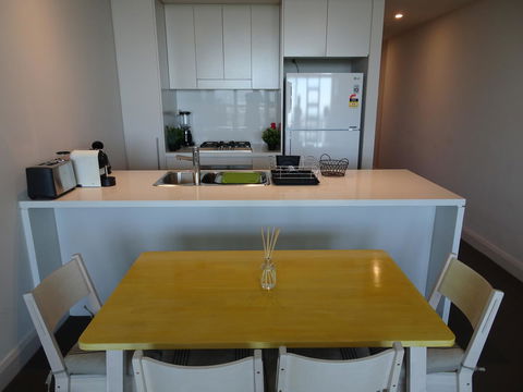 Sydney Olympic Park Apartment - Accommodation Gladstone 0