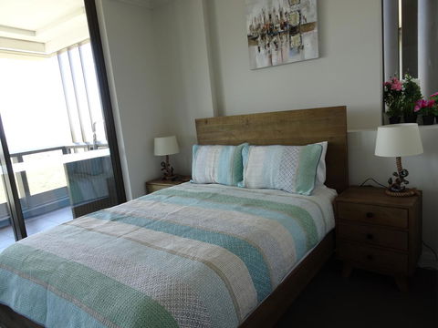Sydney Olympic Park Apartment - Accommodation Gladstone 3
