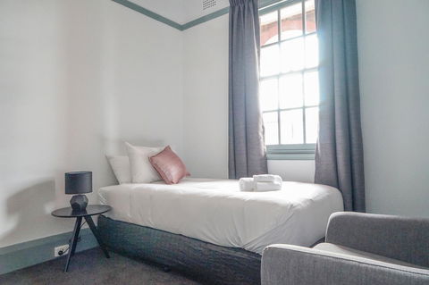 Oasis On Beamish Hotel - Accommodation Gladstone 9