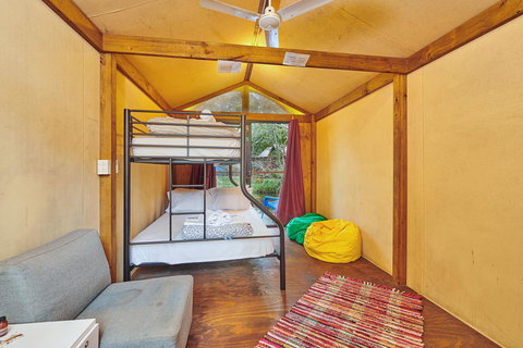 Arts Factory By Nomads - Accommodation Gladstone 14