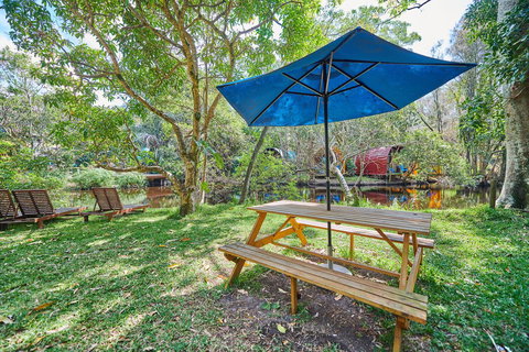 Arts Factory By Nomads - Accommodation Gladstone 6
