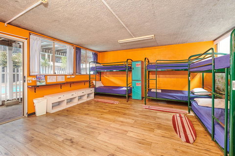 Arts Factory By Nomads - Accommodation Gladstone 19