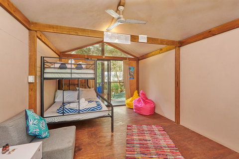Arts Factory By Nomads - Accommodation Gladstone 23
