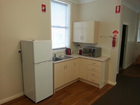 The Old Saddlery - Accommodation Gladstone 9