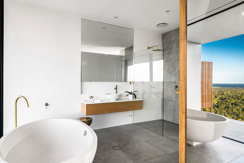 Sundays At Byron - Accommodation Gladstone 36