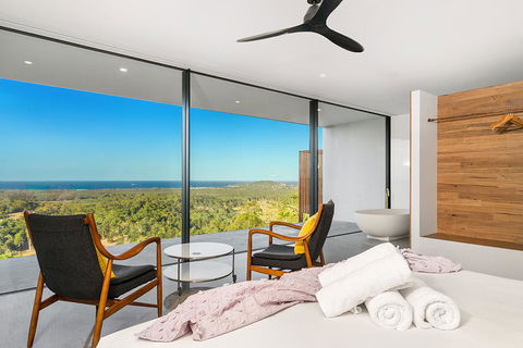 Sundays At Byron - Accommodation Gladstone 0