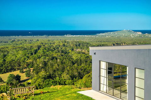 Sundays At Byron - Accommodation Gladstone 1