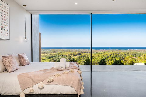 Sundays At Byron - Accommodation Gladstone 41