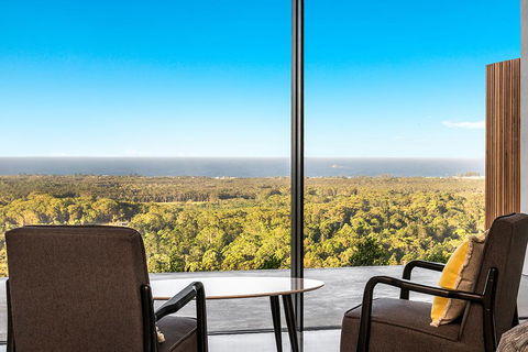 Sundays At Byron - Accommodation Gladstone 3