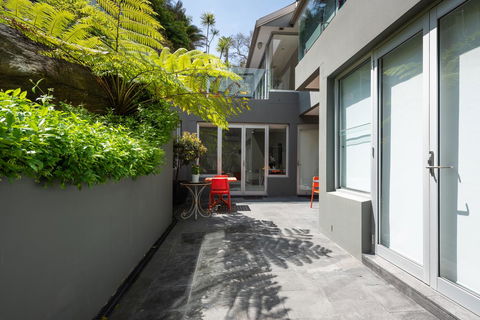 Stunning Views To Beat Lockdown Blues - Accommodation Gladstone 16