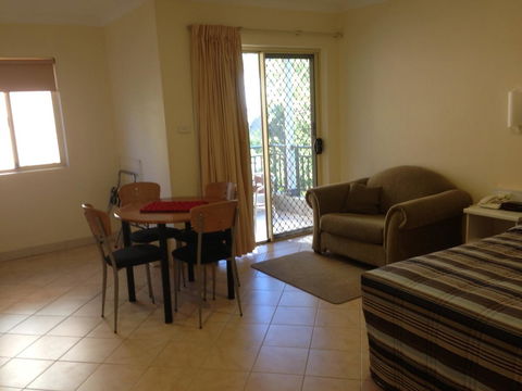Bel Mondo Apartments - Accommodation Gladstone 14