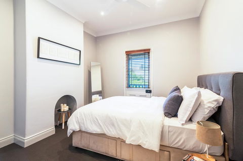 Sydney Star Terrace - Accommodation Gladstone 3