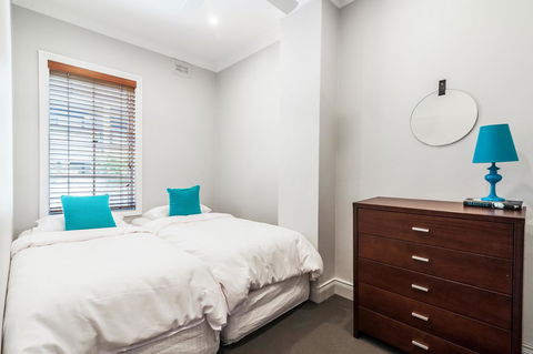 Sydney Star Terrace - Accommodation Gladstone 5