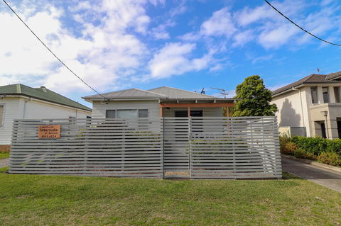 Interlude At Belmont - Accommodation Gladstone 1