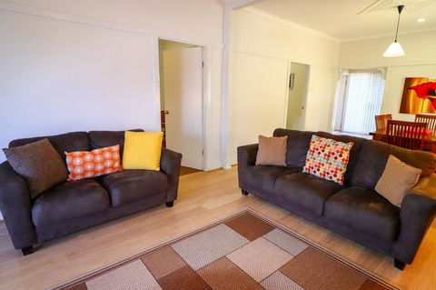Interlude At Belmont - Accommodation Gladstone 11