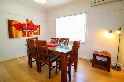 Interlude At Belmont - Accommodation Gladstone 6