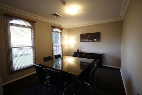 Carlyle Suites & Apartments - Accommodation Gladstone 2