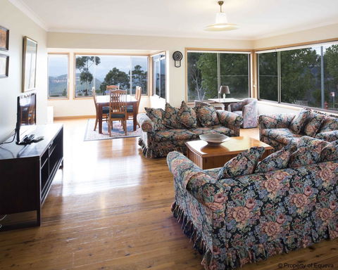 Villa Blue - Accommodation Gladstone 0