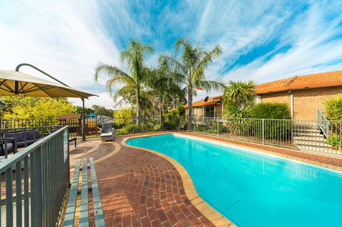 Hume Country Motor Inn - Accommodation Gladstone 6