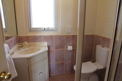 Tumut Apartments - Accommodation Gladstone 10
